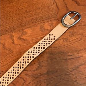 Women’ light brown belt